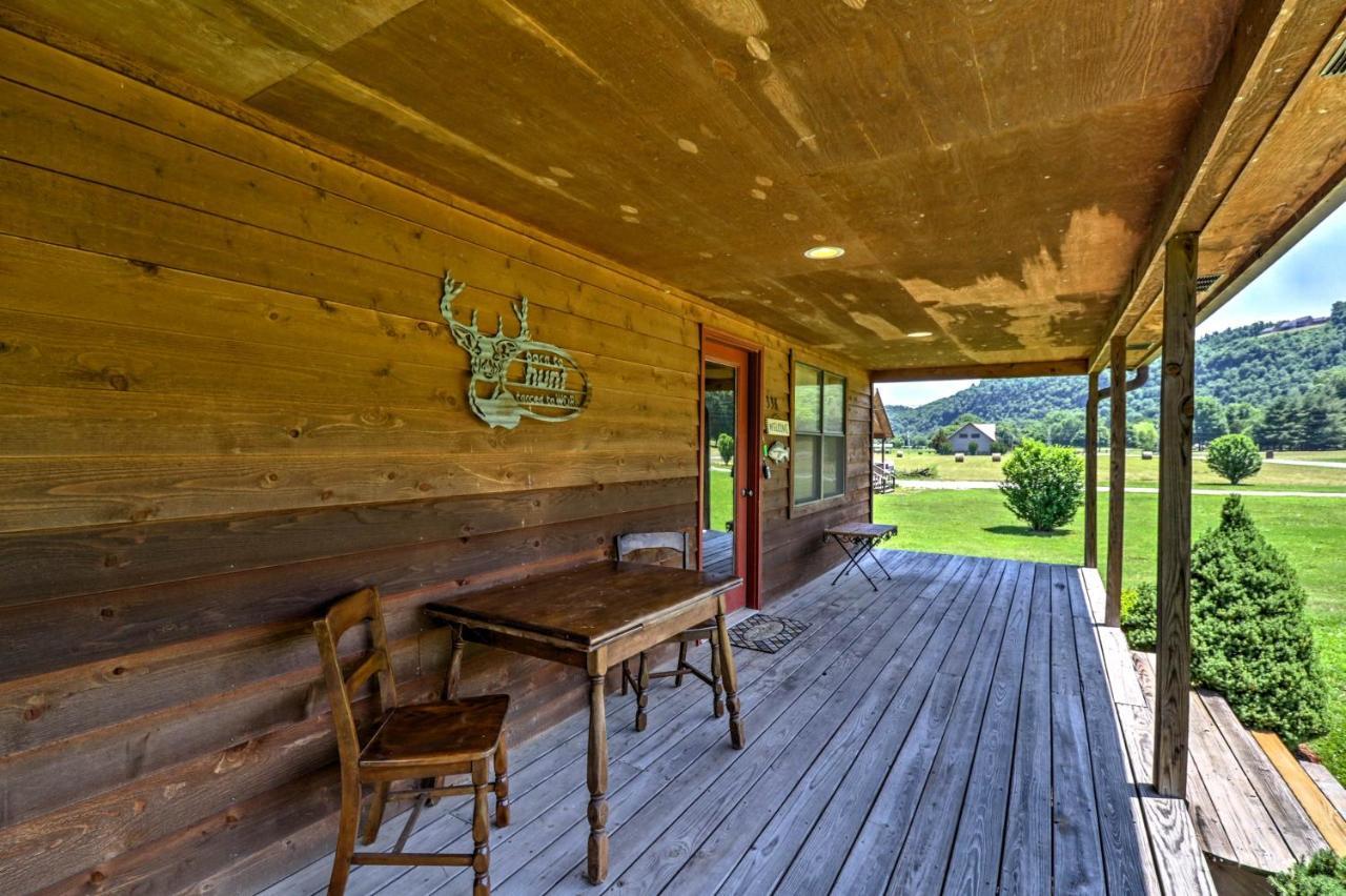 Dream Valley Mountain View Cabin With Covered Porch! Exterior photo
